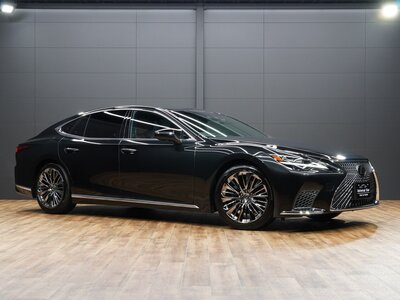 صورة 9 لـ 2021 Lexus LS