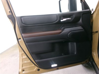 2024 Toyota LAND CRUISER 250 — миниатюра 12