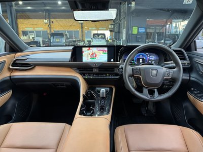 TOYOTA CROWN SPORT - 10