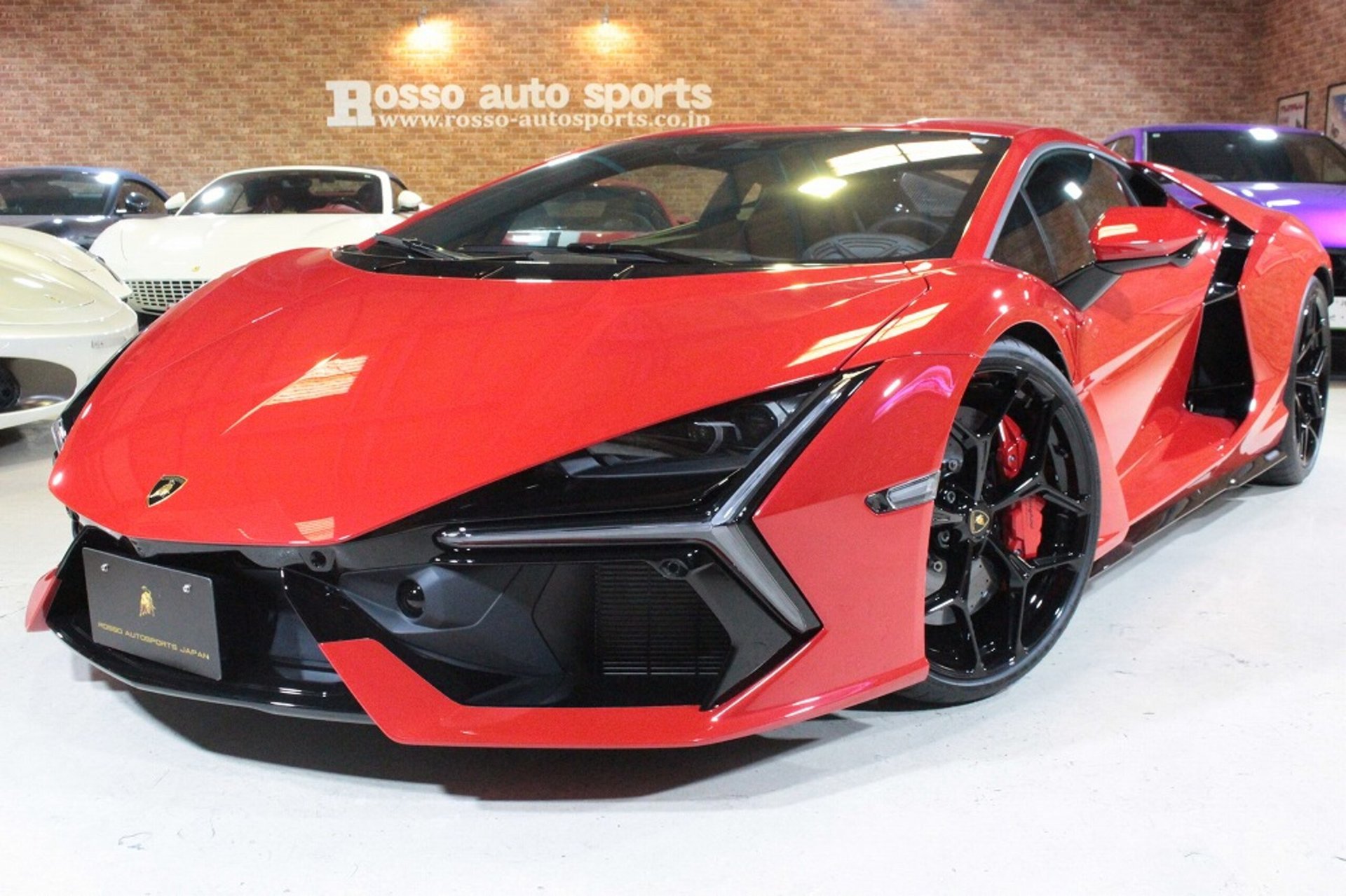 LAMBORGHINI REVUELTO - View 1