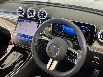 MERCEDES-BENZ GLC - 7