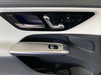 MERCEDES-BENZ GLC - 10