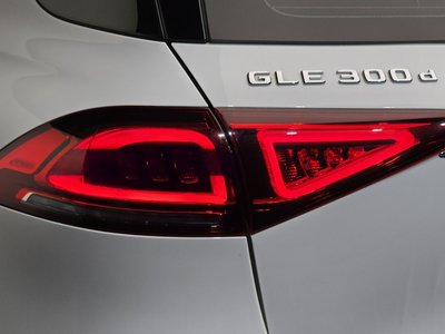 MERCEDES-BENZ GLE - 10