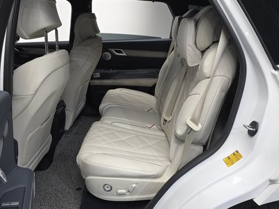 2024 Genesis GV80 — миниатюра 17
