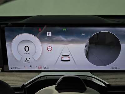 2024 Genesis GV80 — миниатюра 11