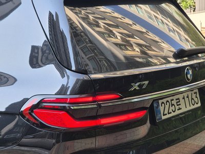 صورة 4 لـ 2025 BMW X7