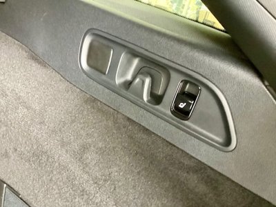 2025 Mercedes-BENZ E-CLASS — миниатюра 41