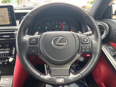 2021 Lexus IS 缩略图 12