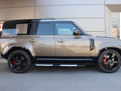 LAND ROVER DEFENDER - 3