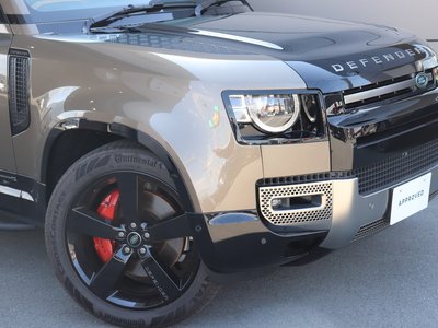 LAND ROVER DEFENDER - 5