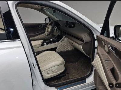 2023 Genesis GV80 — миниатюра 11
