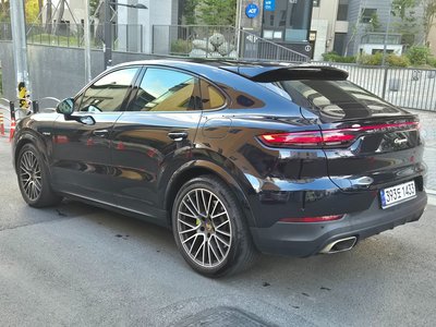 PORSCHE CAYENNE - 4