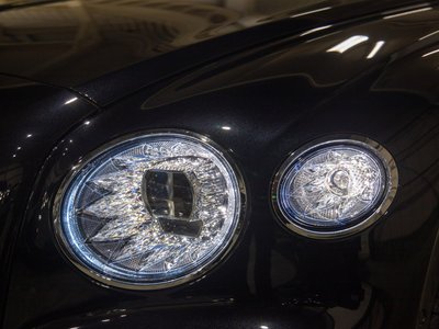 2020 Bentley FLYING SPUR 缩略图 42