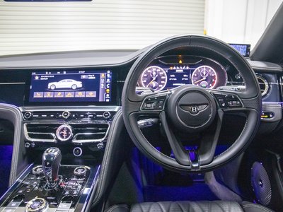 2020 Bentley FLYING SPUR 照片 7