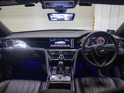 2020 Bentley FLYING SPUR 照片 6