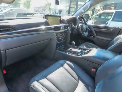 صورة مصغرة 15 لـ 2016 Lexus LX