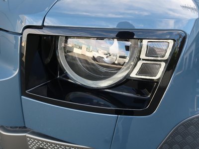 LAND ROVER DEFENDER 2024 thumbnail 18