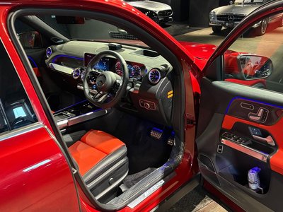 MERCEDES-BENZ GLB AMG - 10