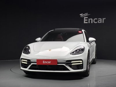 PORSCHE PANAMERA - 2