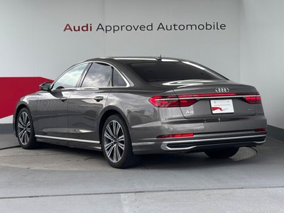 AUDI A8 - 8
