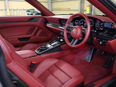 2024 Porsche 911 — миниатюра 15