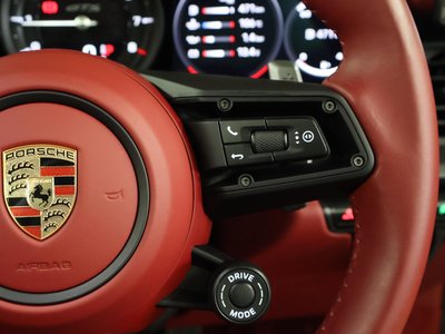 2024 Porsche 911 — миниатюра 20