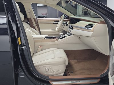 2020 Genesis G90 — миниатюра 16
