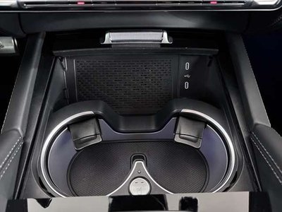 2026 Mercedes-BENZ GLS thumbnail 25