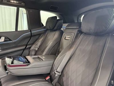 2026 Mercedes-BENZ GLS thumbnail 35