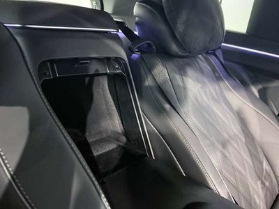 2026 Mercedes-BENZ GLS thumbnail 46