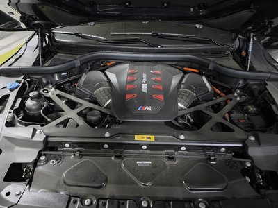 2025 BMW XM photo 7