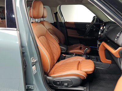 MINI COUNTRYMAN - 10