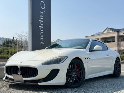 MASERATI GRANTURISMO - 1