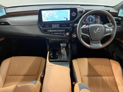 LEXUS ES - 9
