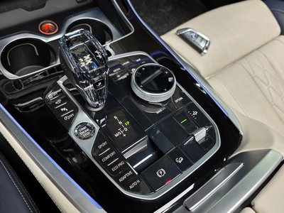 BMW X7 - 9