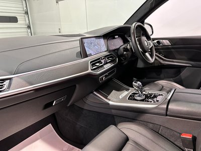 BMW X7 - 9