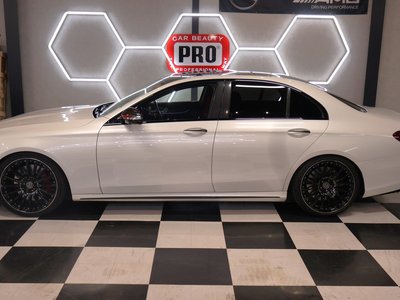 MERCEDES-BENZ E-CLASS AMG - 3