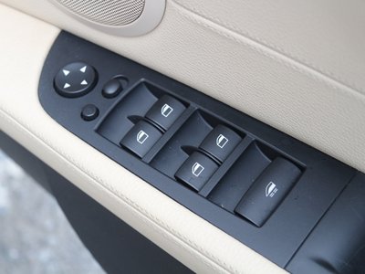 صورة مصغرة 37 لـ 2012 BMW Z4