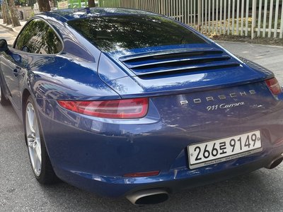 PORSCHE 911 - 4