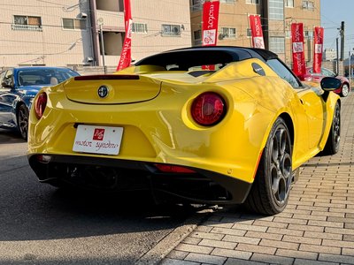 ALFA ROMEO 4C SPIDER - 8
