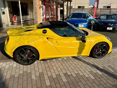 ALFA ROMEO 4C SPIDER - 5