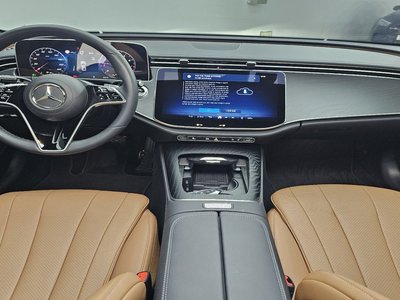 MERCEDES-BENZ E-CLASS - 4