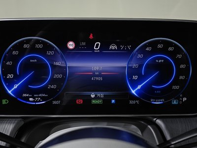 2023 Mercedes-BENZ EQE thumbnail 11