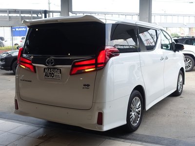 2023 Toyota ALPHARD — фото 7