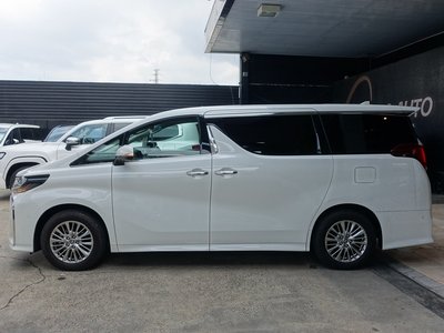 2023 Toyota ALPHARD — фото 4