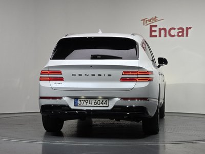 GENESIS GV80 - 3