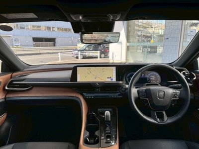 TOYOTA CROWN CROSSOVER - 5