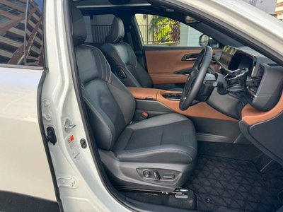 TOYOTA CROWN CROSSOVER - 6