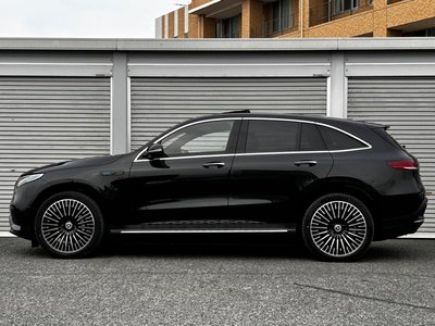 MERCEDES-BENZ EQC - 6