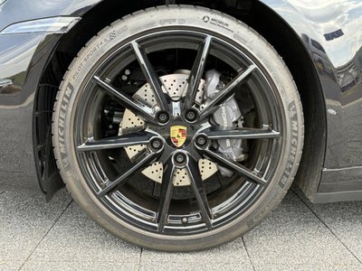 PORSCHE 911 - 5